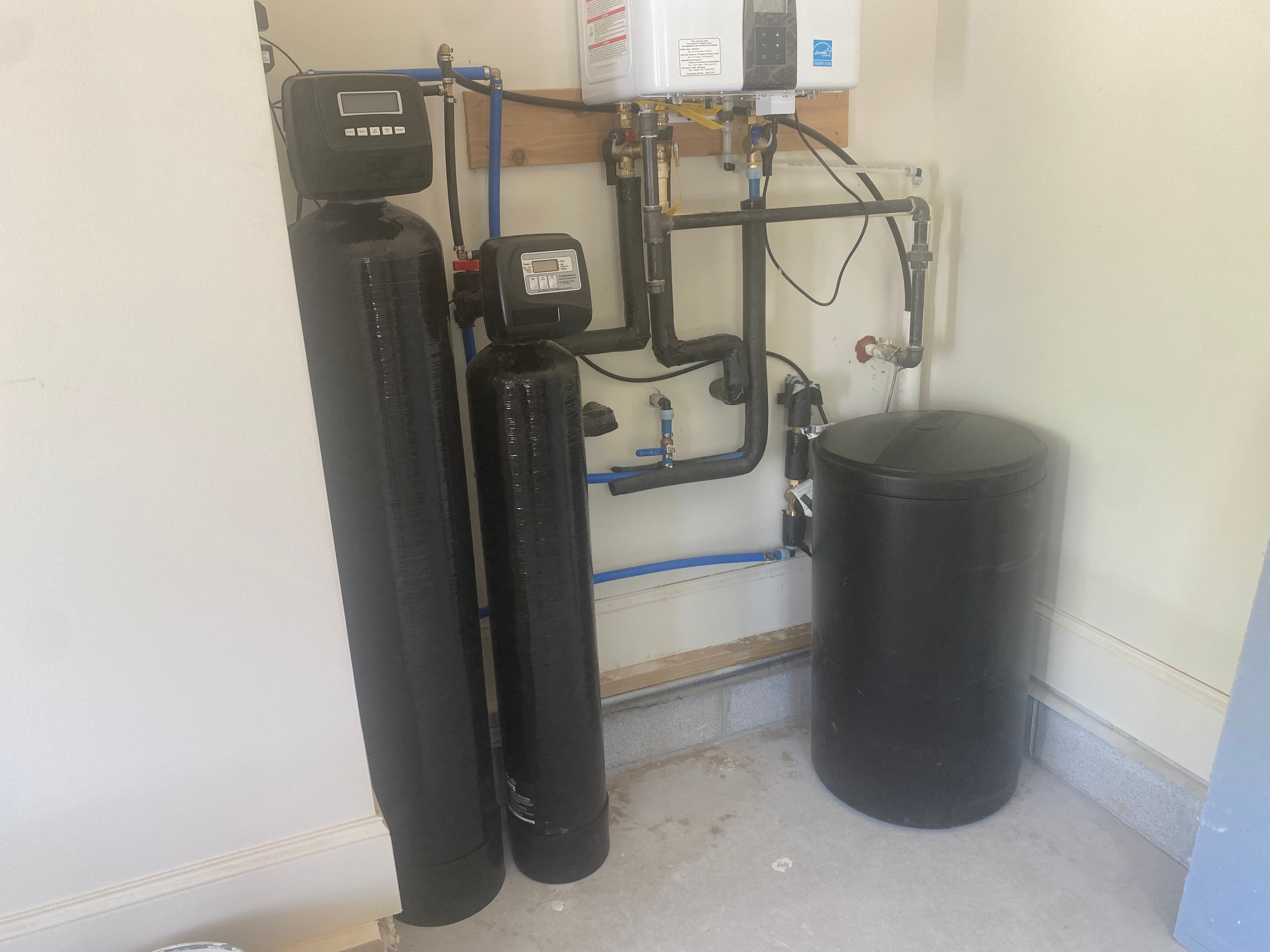A&D Pumps team and equipment